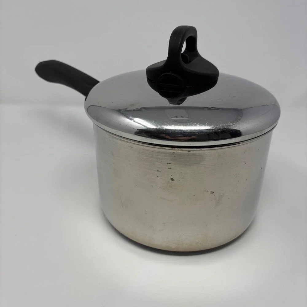 Revere Ware 97f 3QT Stainless Steel Saucepan with Lid Clinton, IL‎ USA